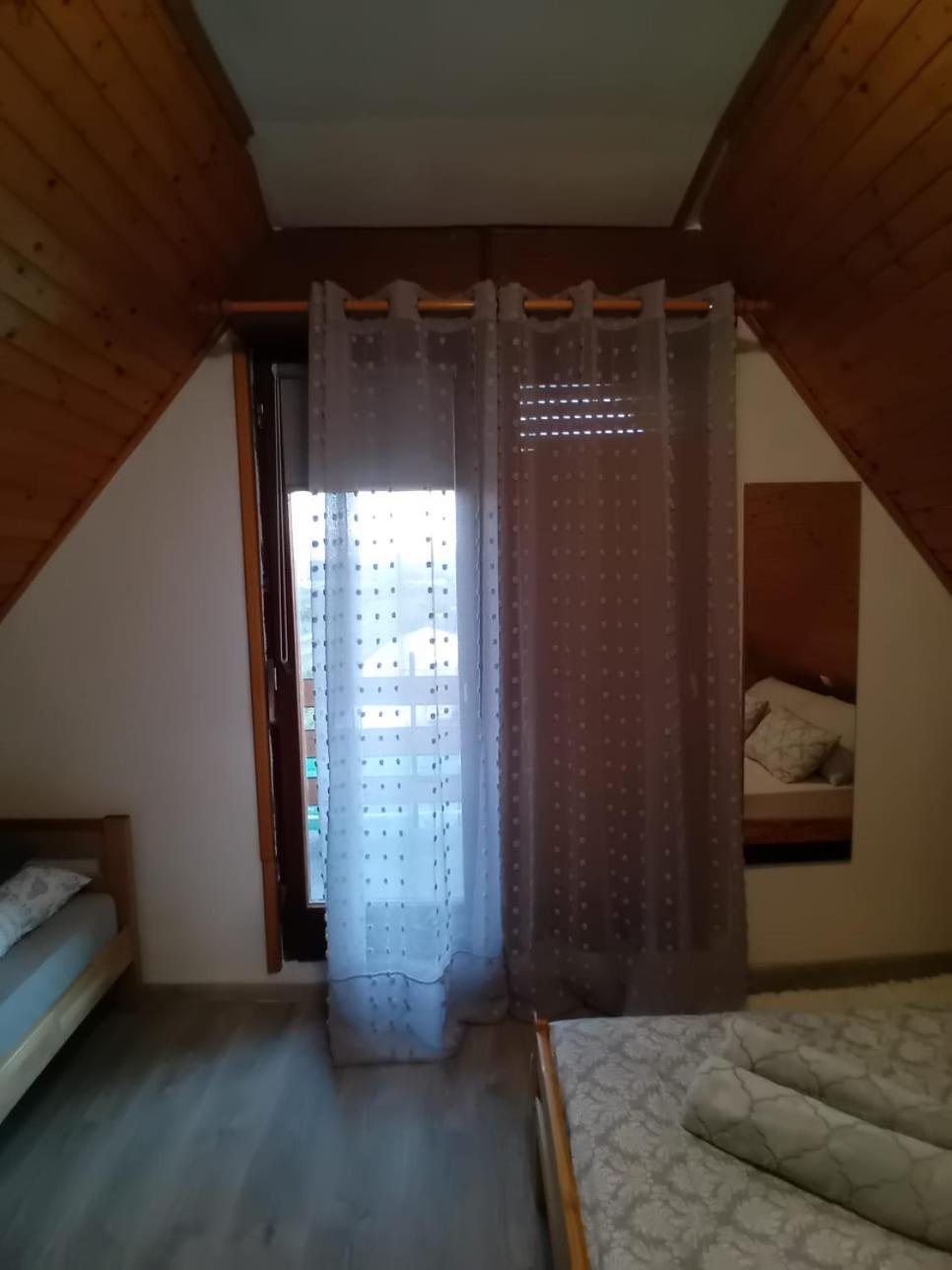 Apartman "Sarap" Metkovic Ngoại thất bức ảnh